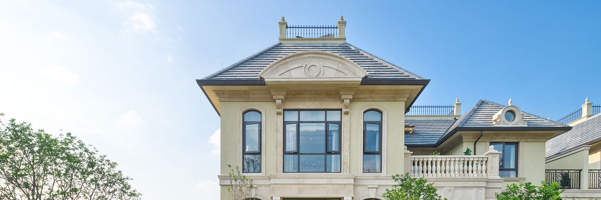 新疆乌鲁木齐金科廊桥水乡及雅郡项目